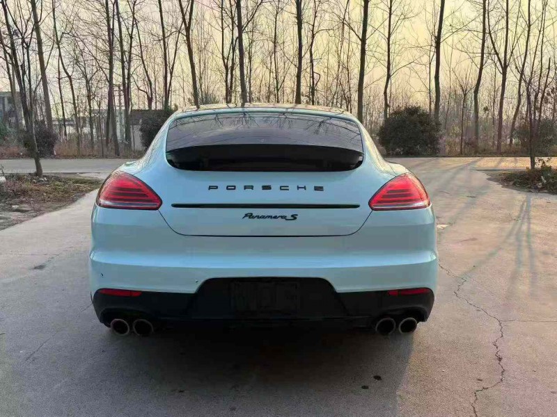 徐州12年保时捷帕拉梅拉9