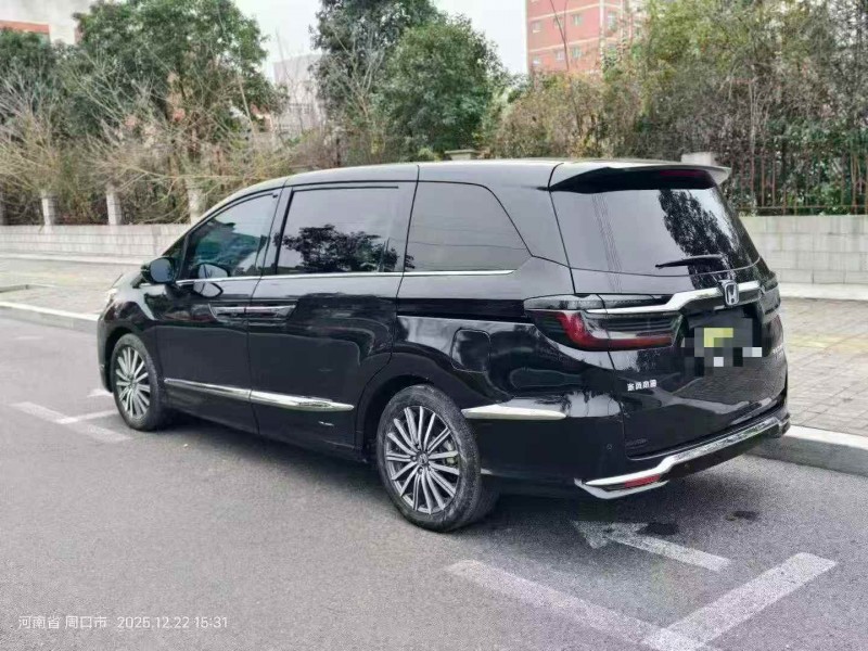 新乡23年本田艾力绅8