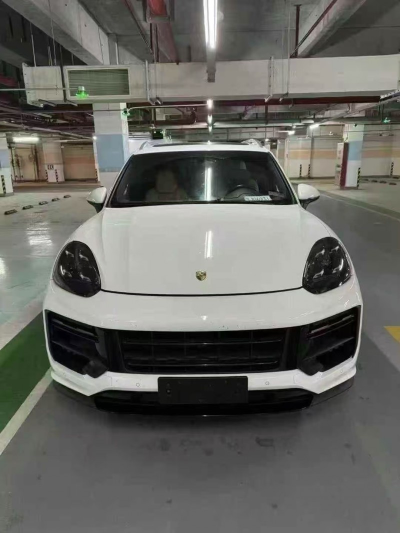 杭州15年保时捷卡宴1