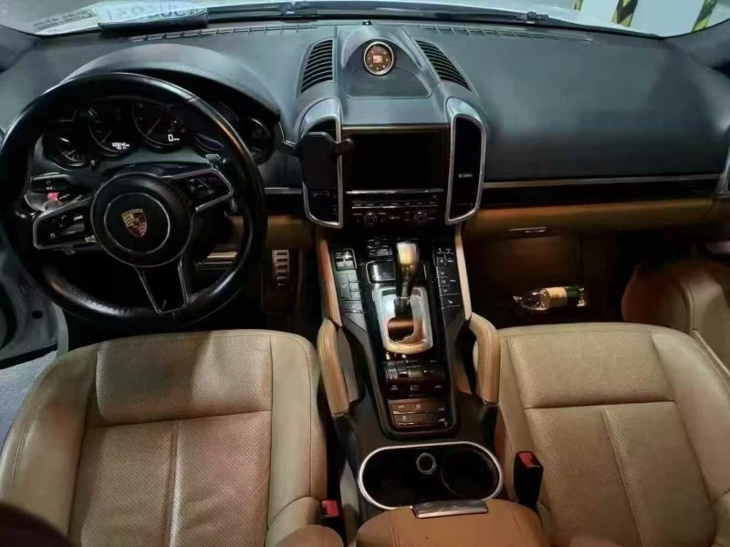 杭州15年保时捷卡宴5