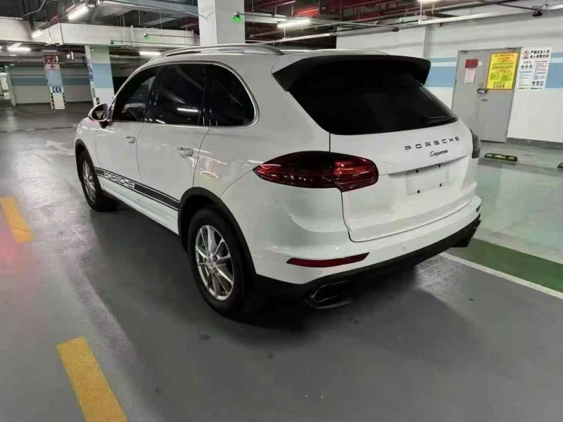 杭州15年保时捷卡宴8