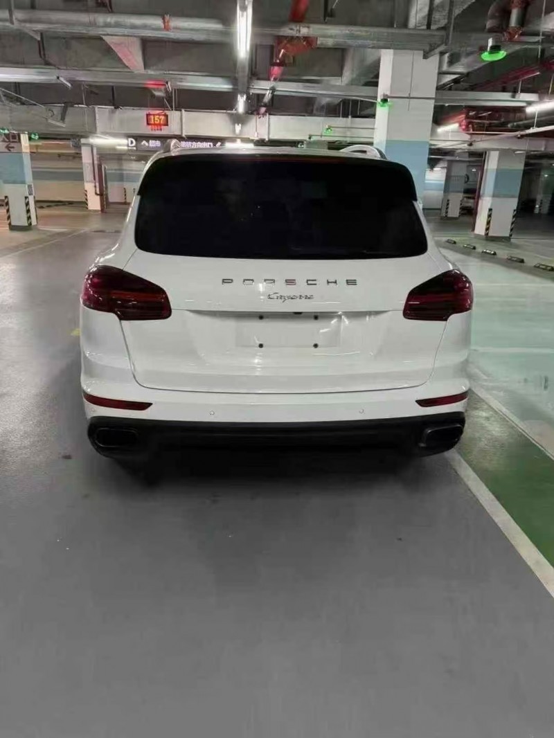 杭州15年保时捷卡宴9