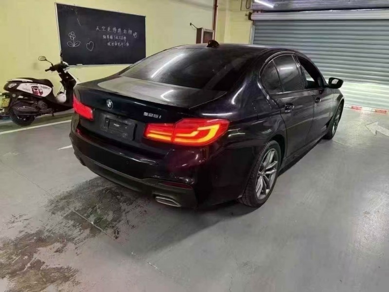 杭州20年宝马5系4