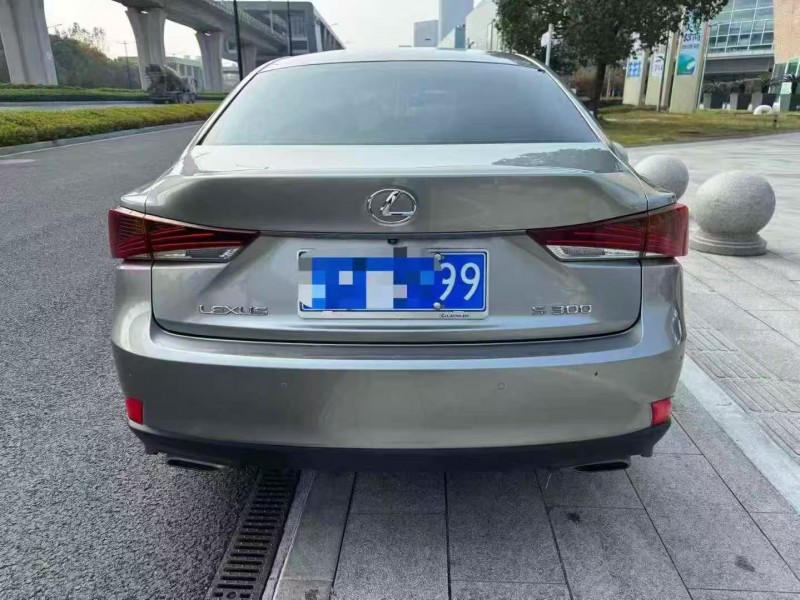 杭州18年雷克萨斯IS3