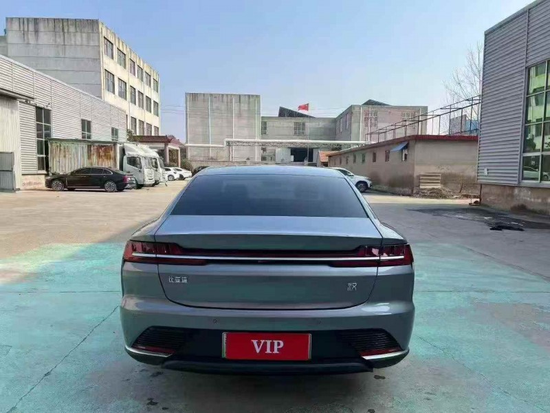 济宁22年比亚迪汉7