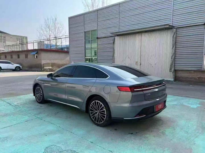 济宁22年比亚迪汉8