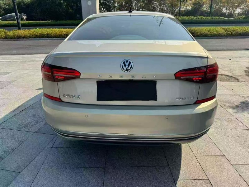 杭州21年大众帕萨特9