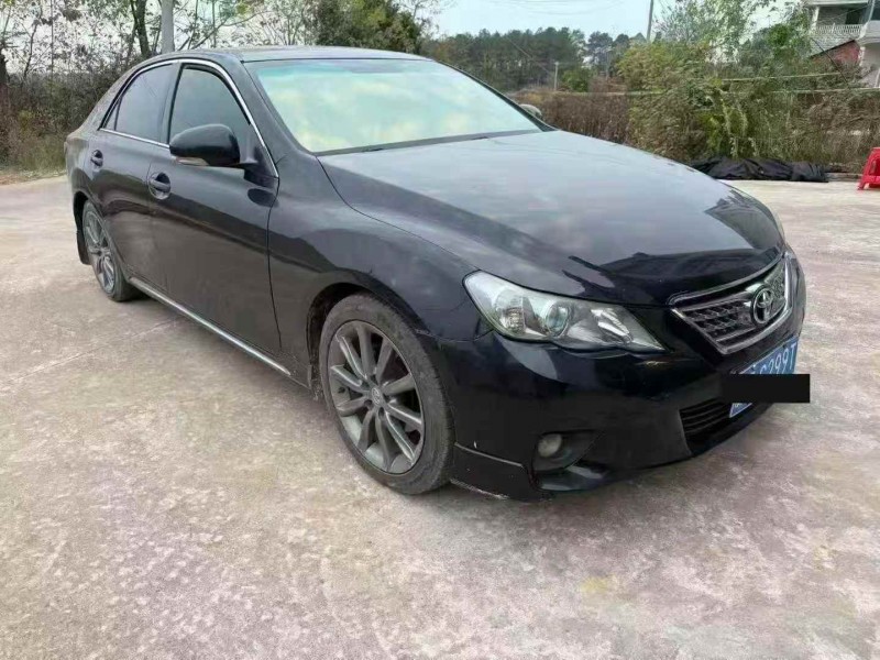 鹰潭12年丰田锐志2