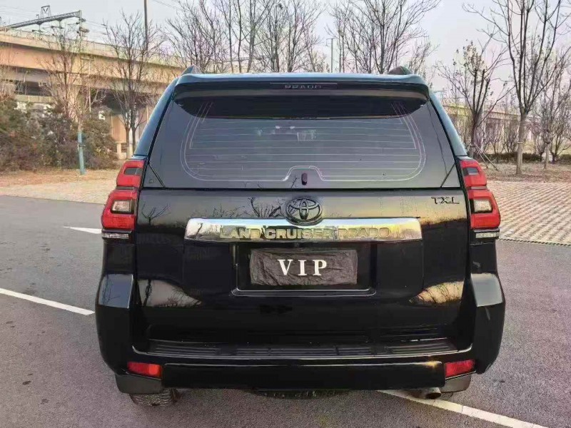 承德20年丰田普拉多8