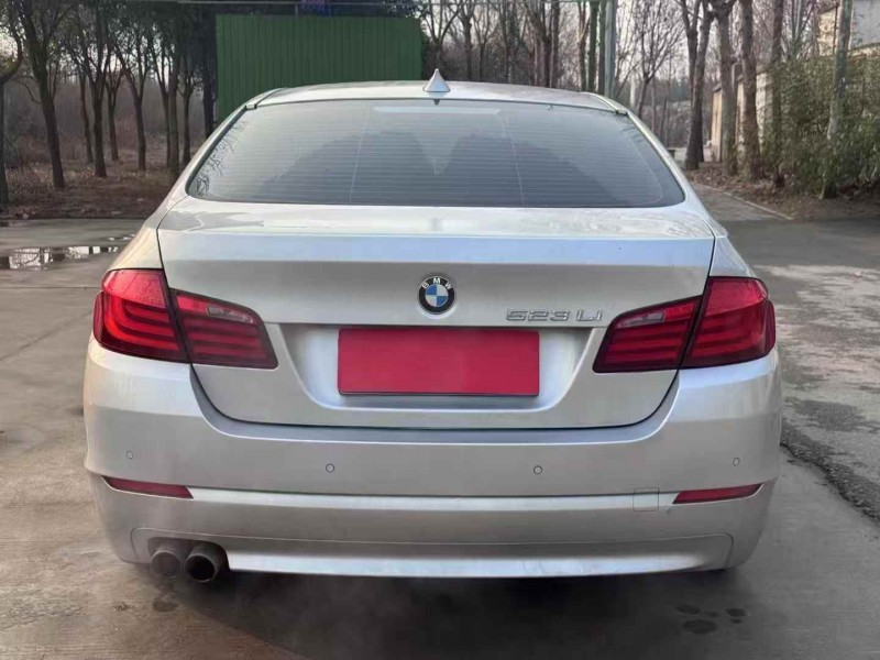 新乡11年宝马5系7