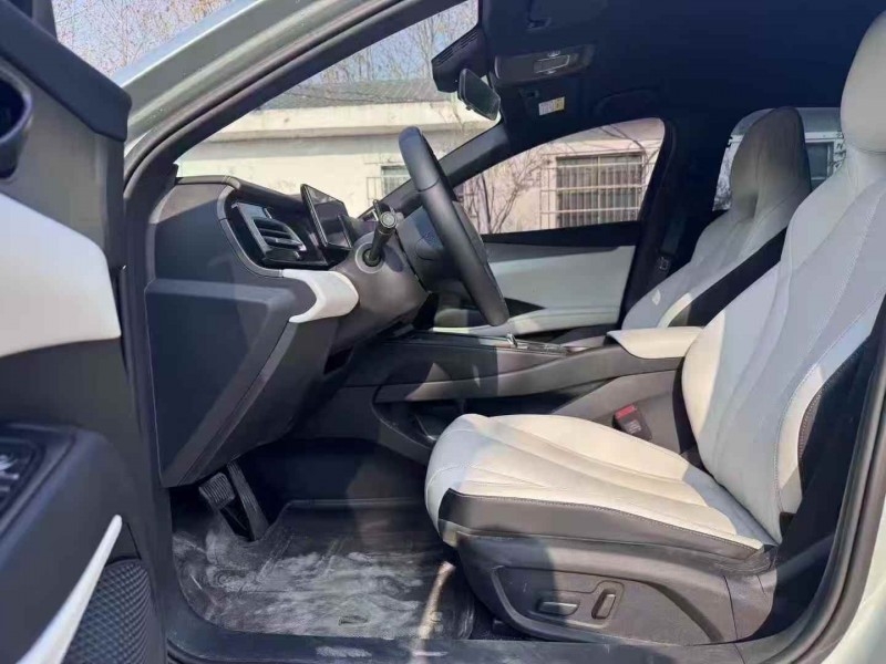 焦作25年比亚迪海豹5