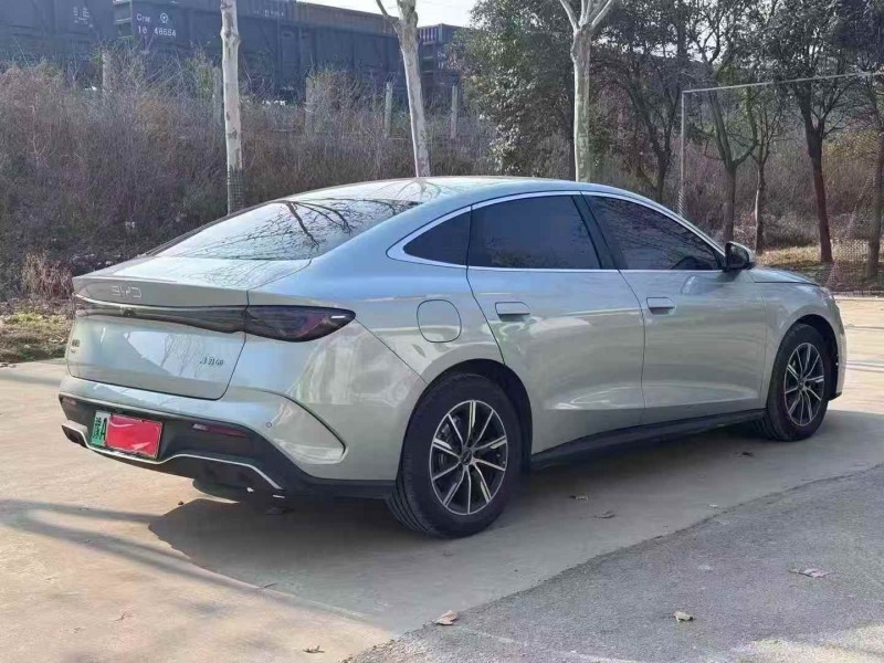 焦作25年比亚迪海豹8