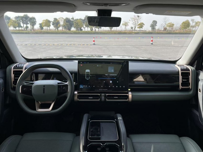 盐城25年奇瑞ICAR7