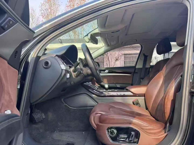 焦作17年奥迪A8L6