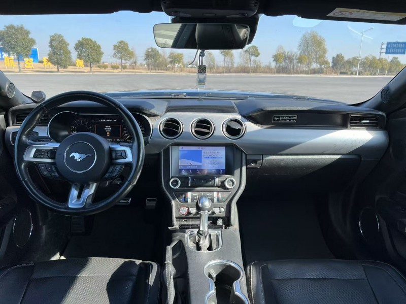 盐城20年福特野马5