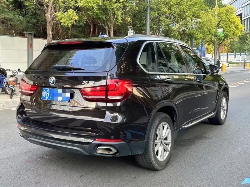 深圳19年宝马X57