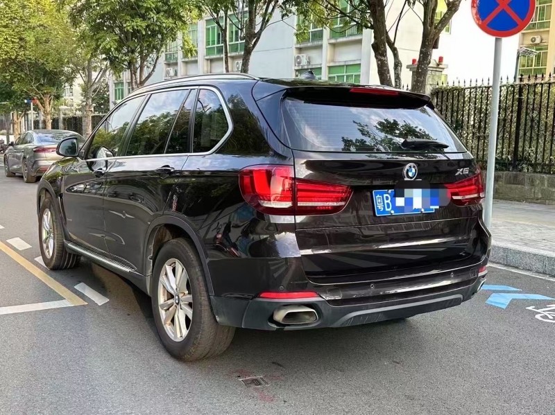 深圳19年宝马X58