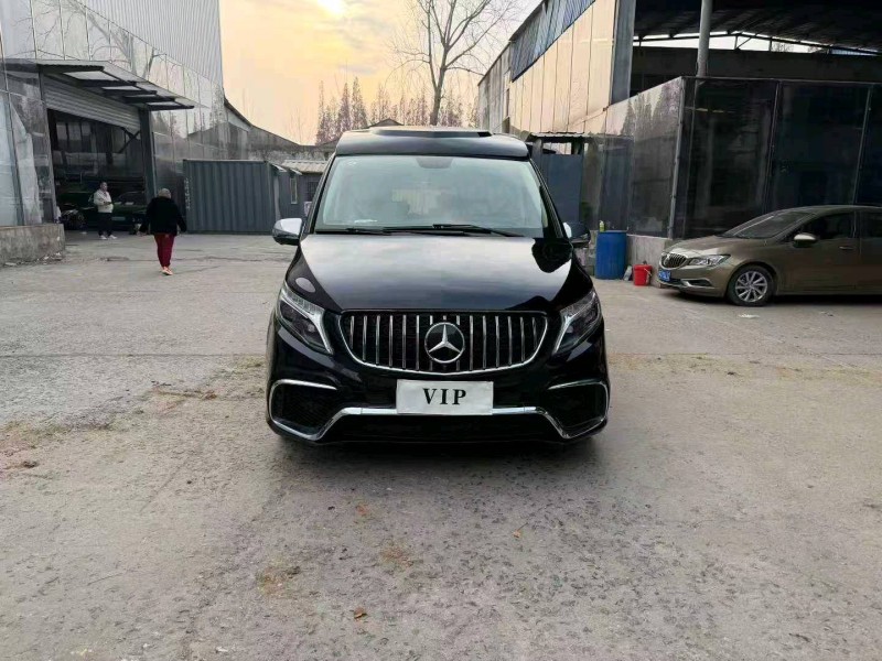 徐州19年奔驰威霆1