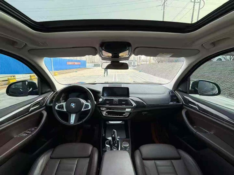 青岛20年宝马X34