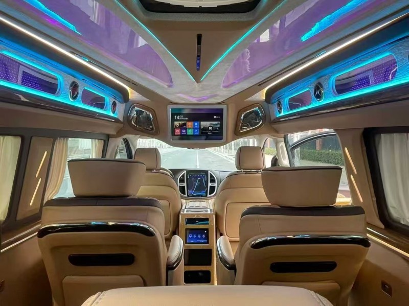 青岛20年奔驰威霆5