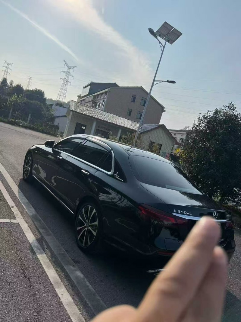 长沙23年奔驰E8