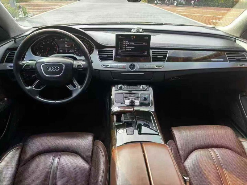 淄博17年奥迪A8L6