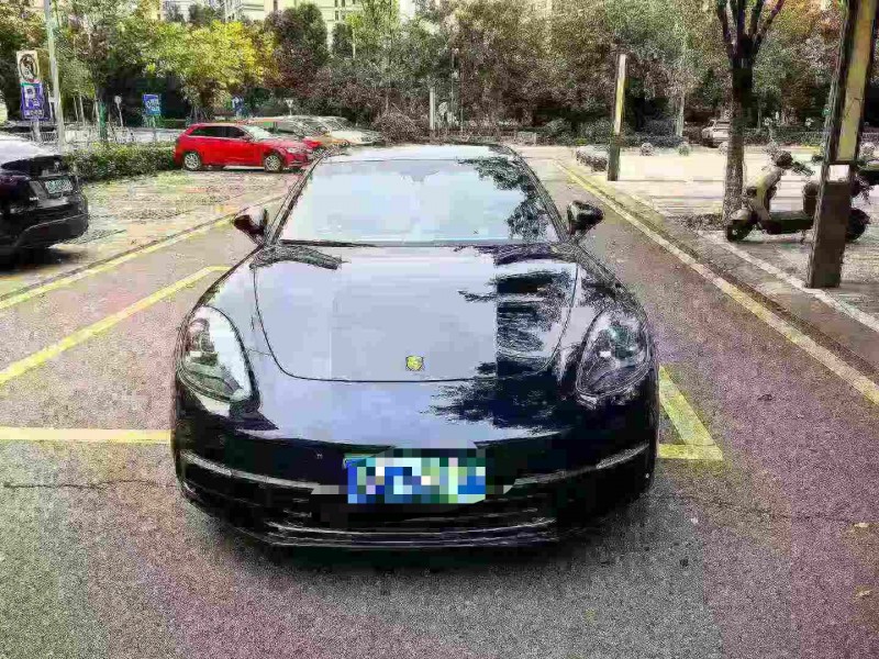 嘉兴21年保时捷帕拉梅拉1