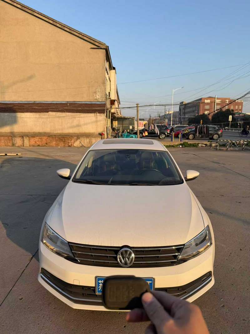 苏州16年大众速腾1