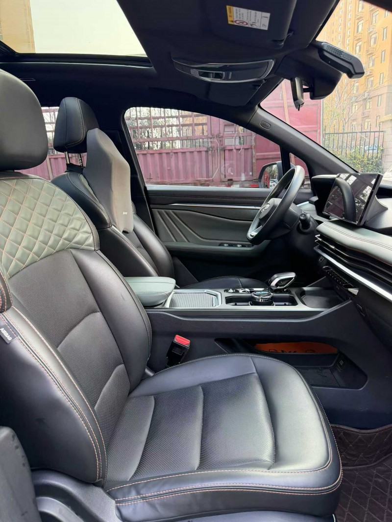 淮南23年吉利星越5