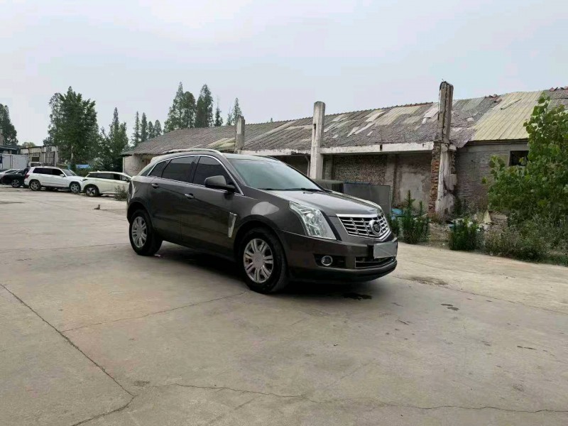 徐州14年凯迪拉克SRX3