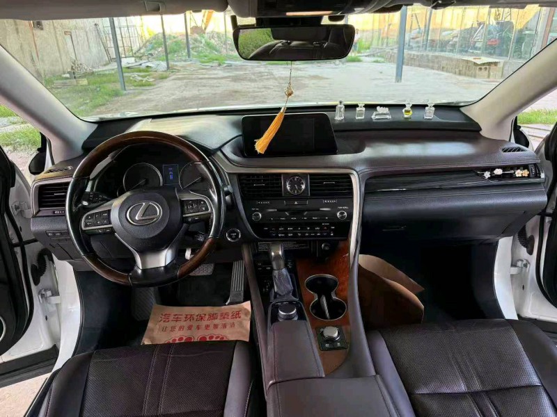 徐州17年雷克萨斯RX8