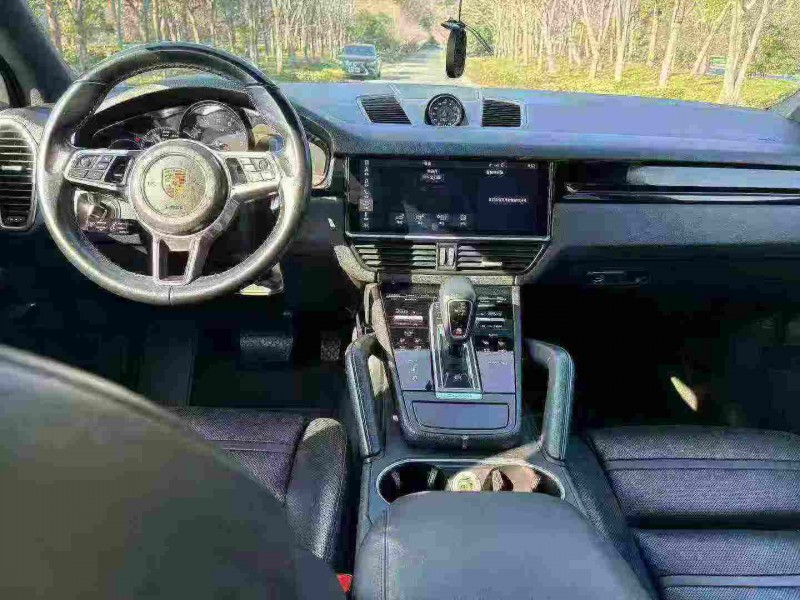 宁波18年保时捷卡宴5