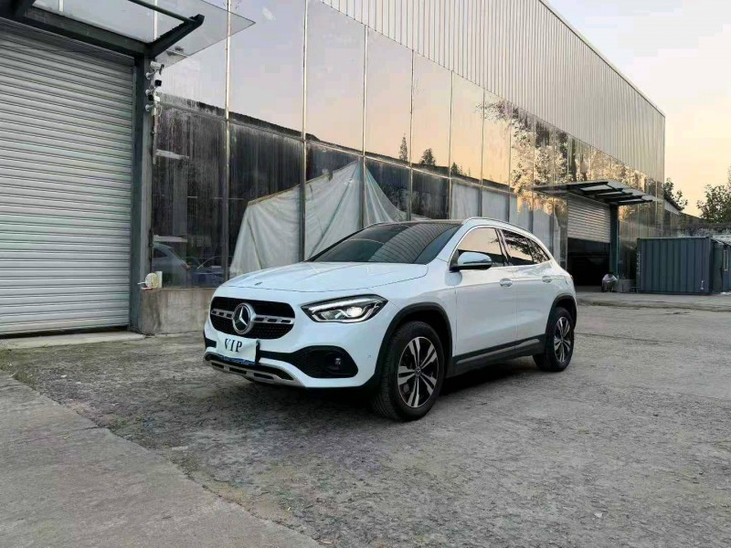 徐州23年奔驰GLA2