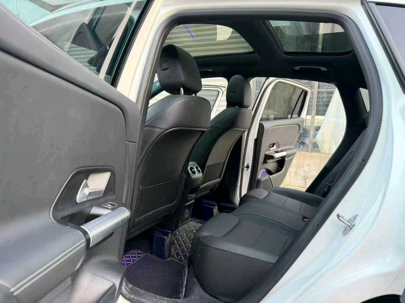 徐州23年奔驰GLA4