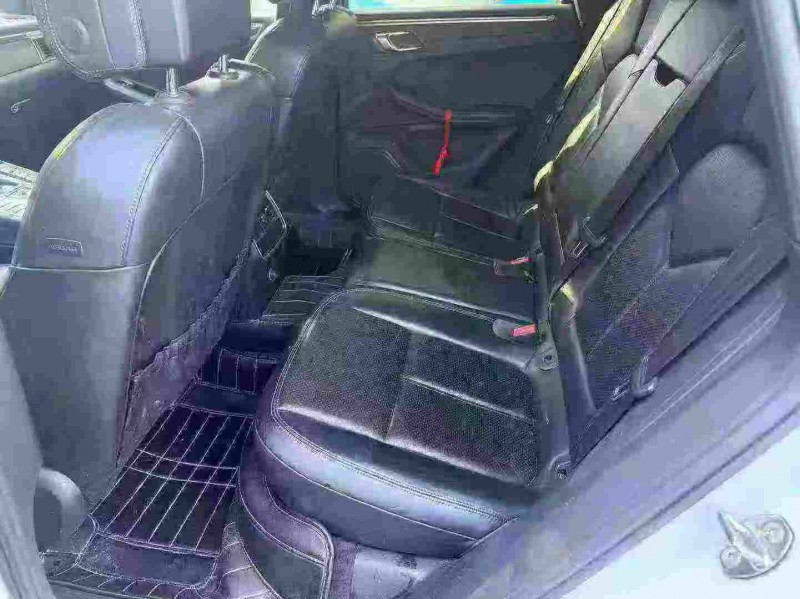 衢州15年保时捷Macan5