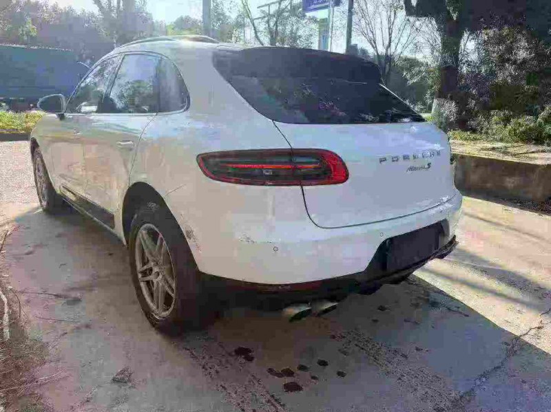 衢州15年保时捷Macan7