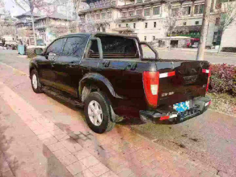 济宁20年江铃宝典8