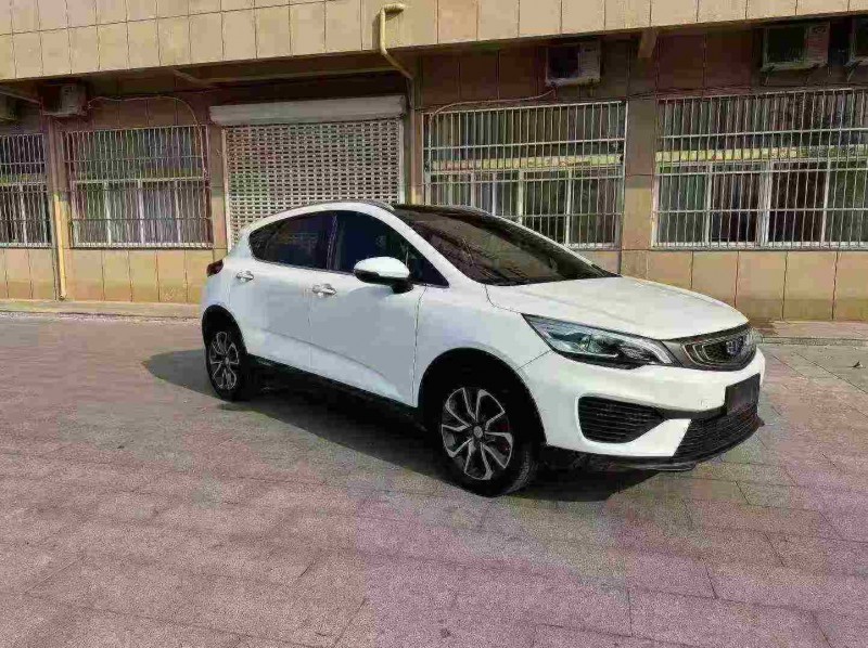 淮安18年吉利帝豪2