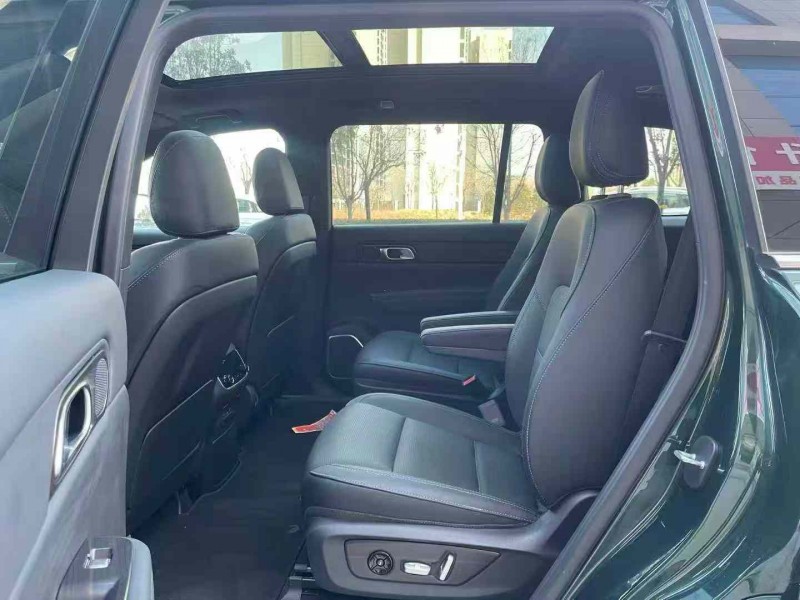 济宁22年理想理想ONE5