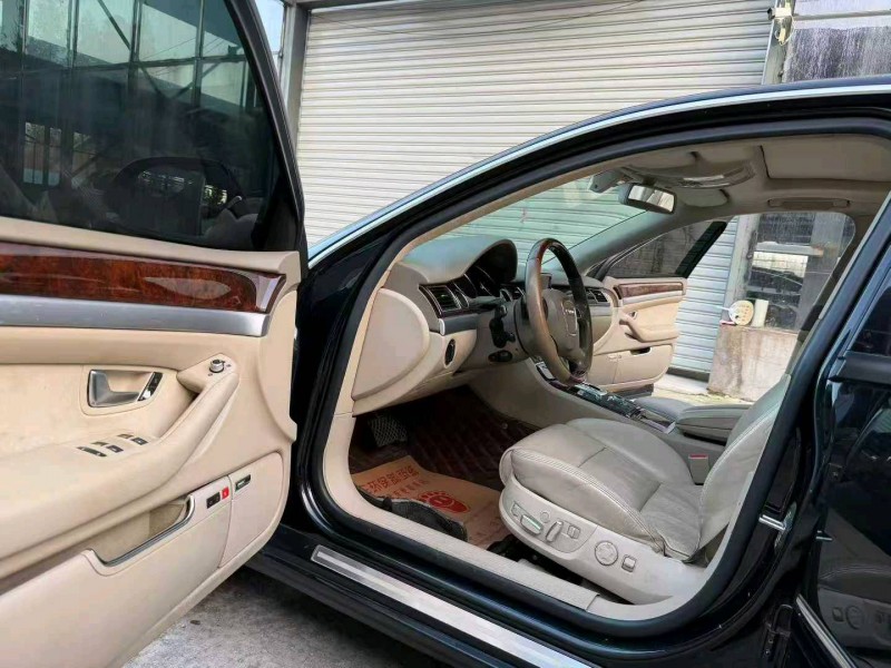 徐州09年奥迪A8L5