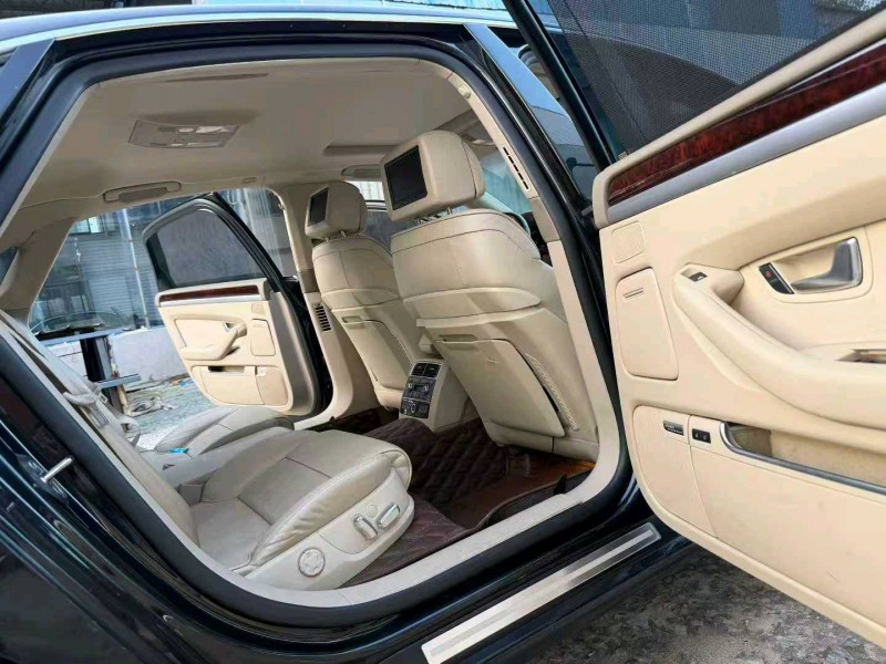 徐州09年奥迪A8L7