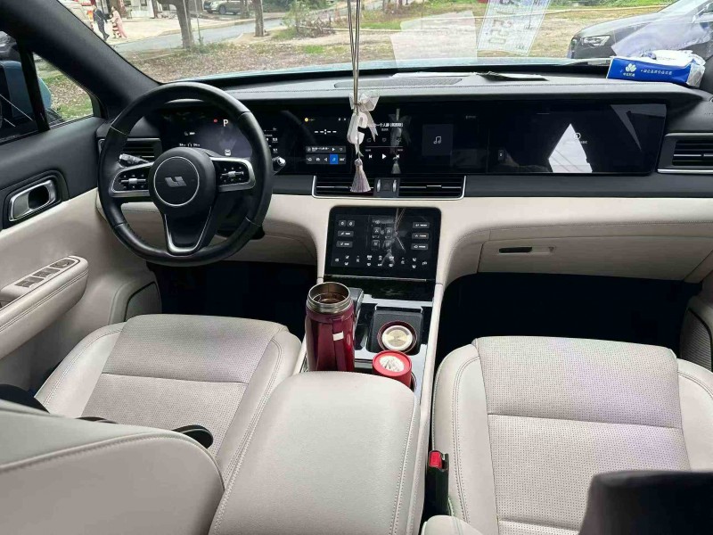 张家界22年理想理想ONE4