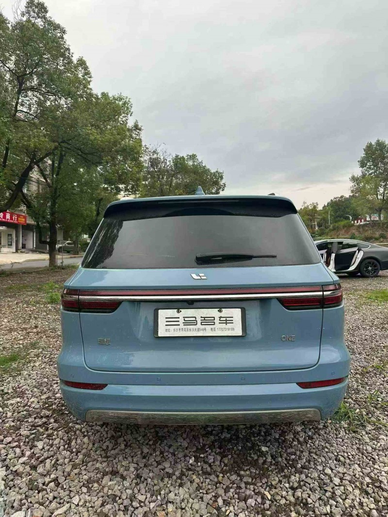 张家界22年理想理想ONE8