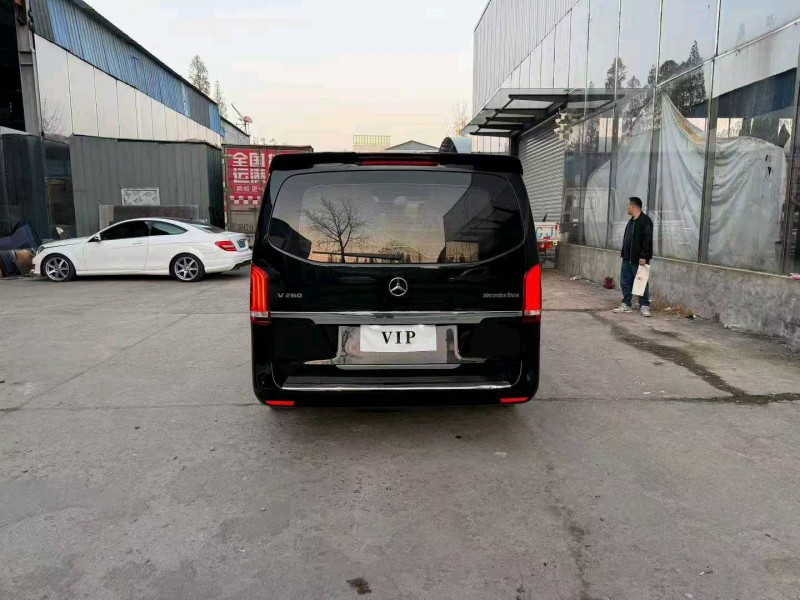 徐州20年奔驰威霆9