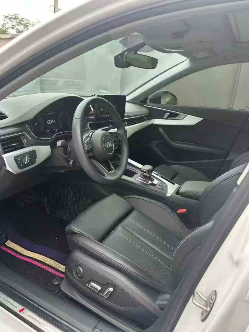 张家界24年奥迪A4L4