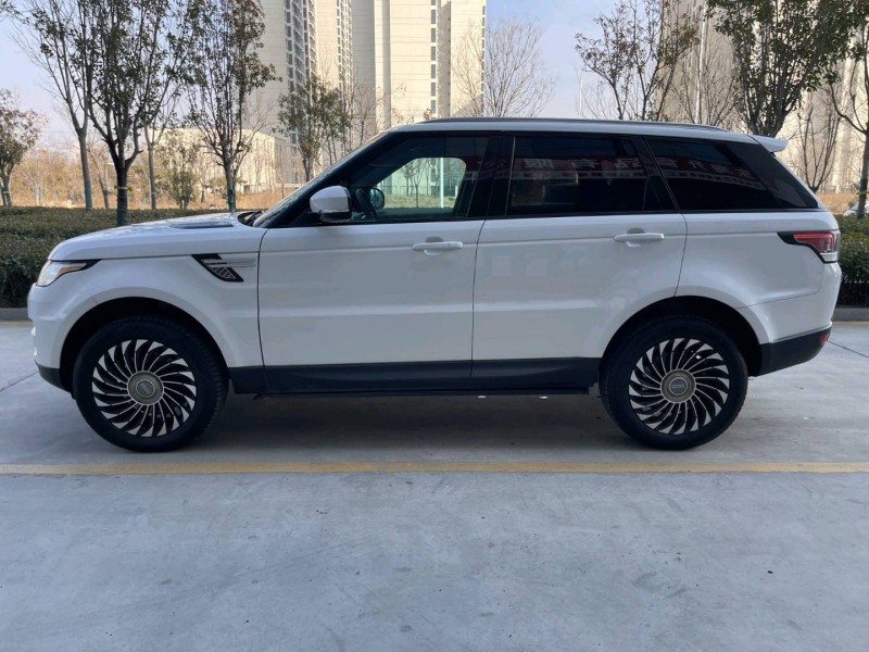 济宁15年路虎揽胜运动9