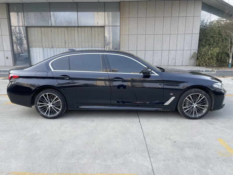 济宁23年宝马5系7