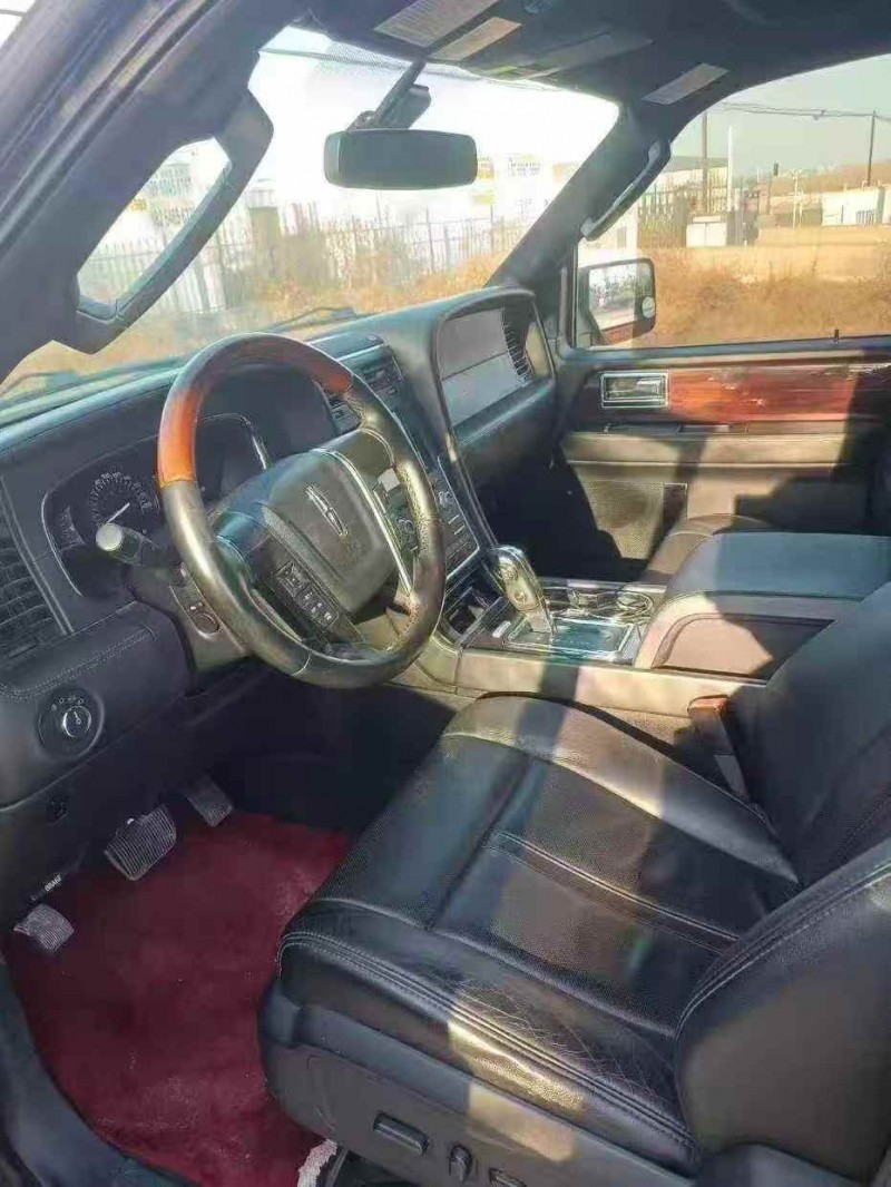 潍坊17年林肯领航员4