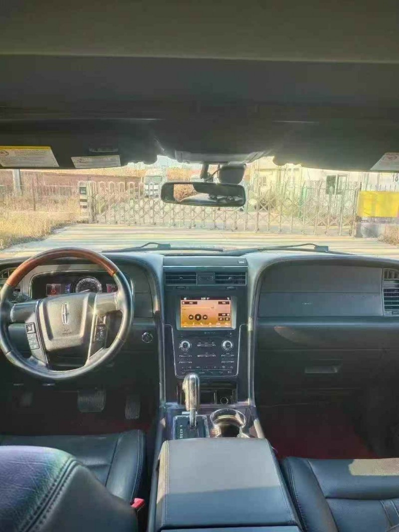 潍坊17年林肯领航员6