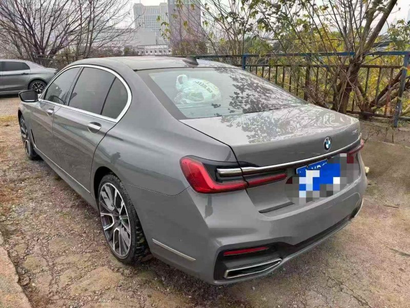 九江21年宝马7系7